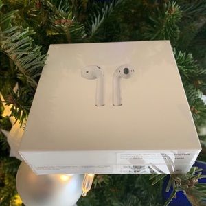 AirPods